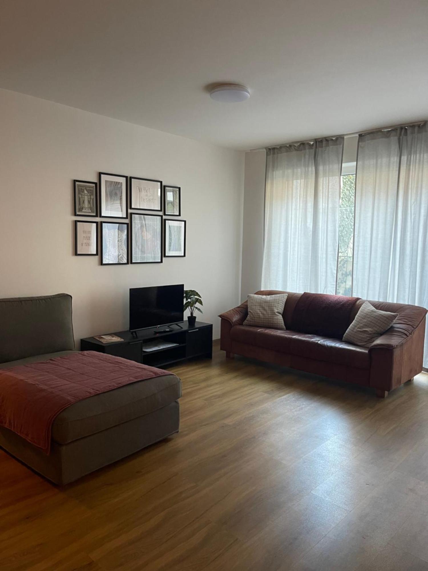 Hilde Apartment *